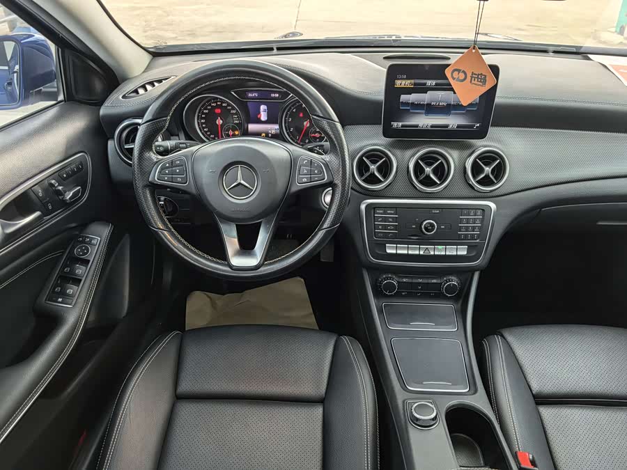 Mercedes-Benz GLA 2019, фото 11