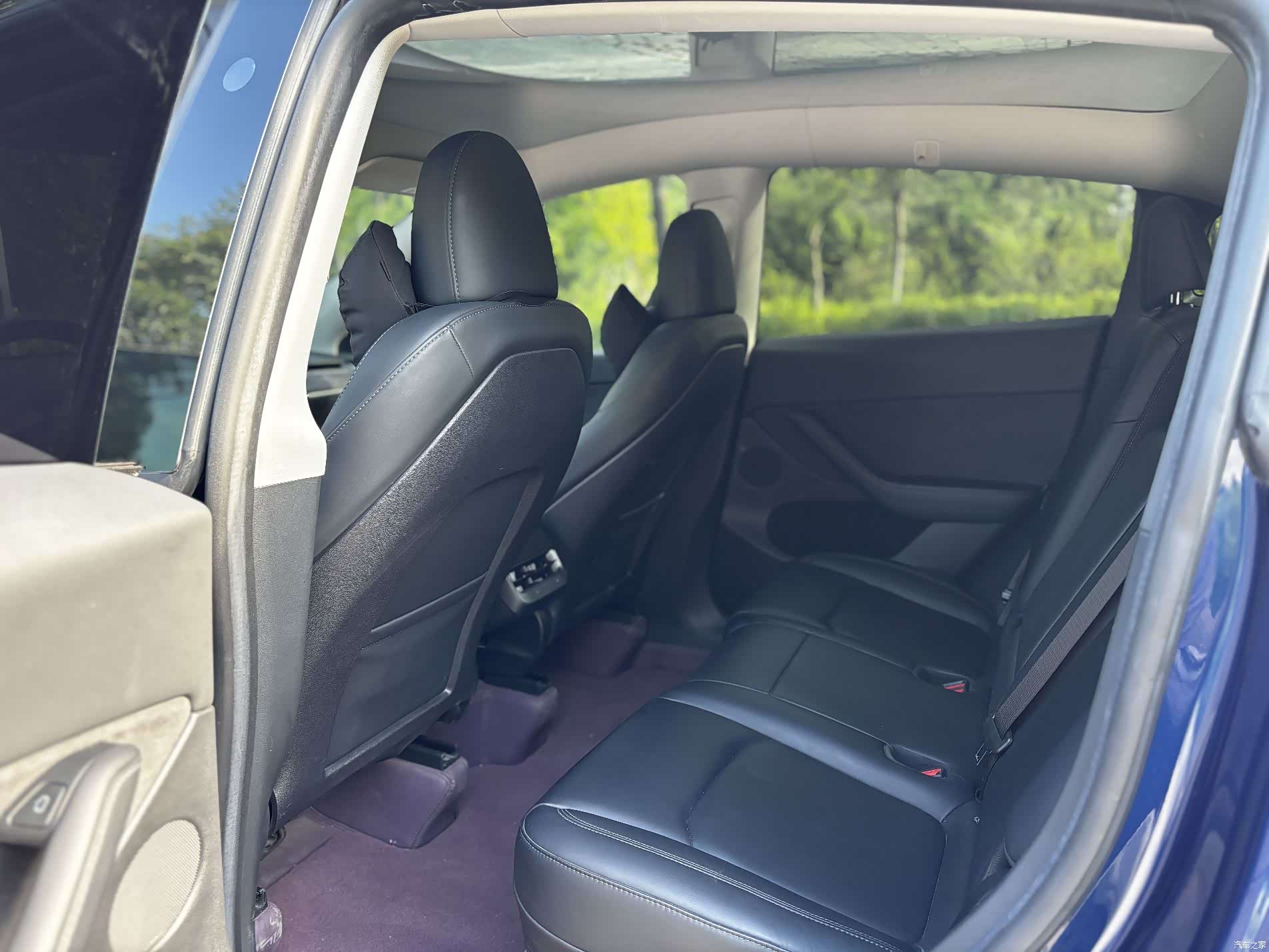 Tesla Model Y, 2023 6