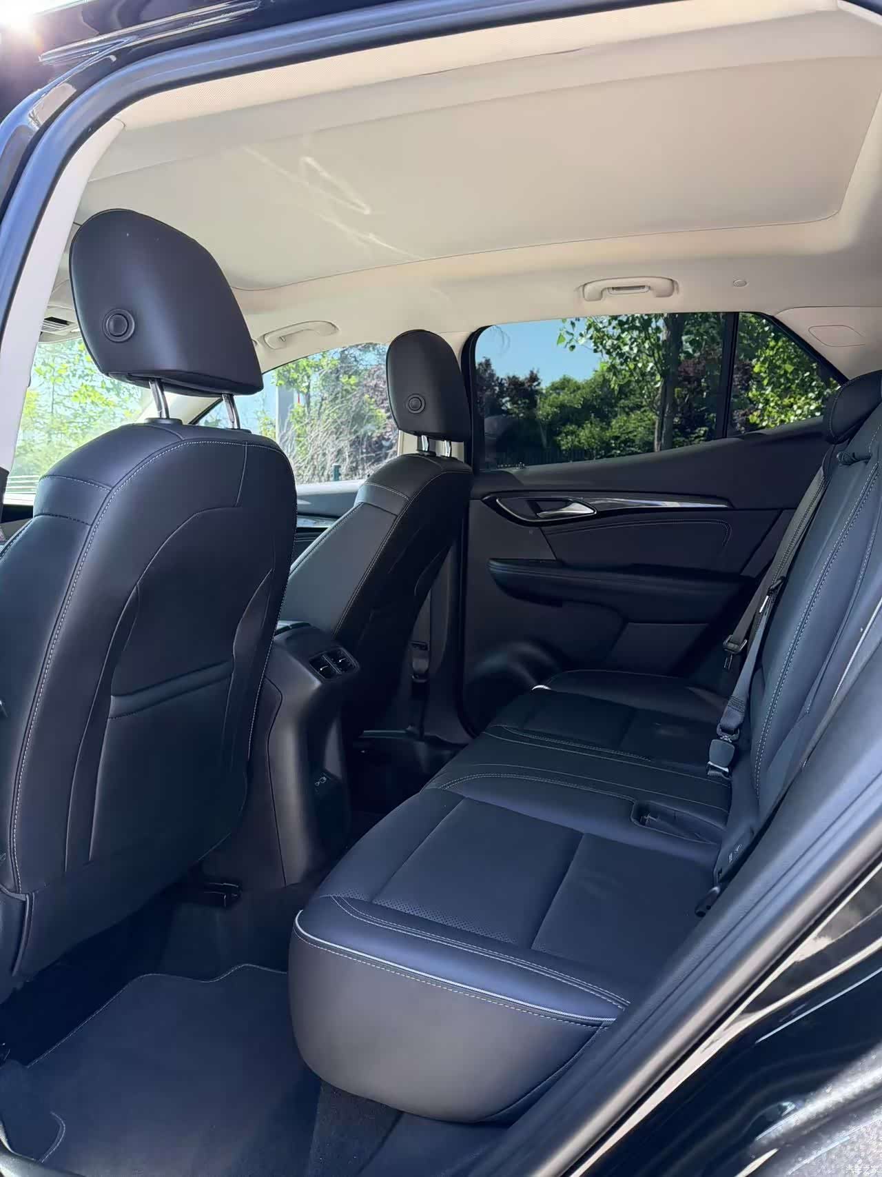 Buick Envision, 2022 9