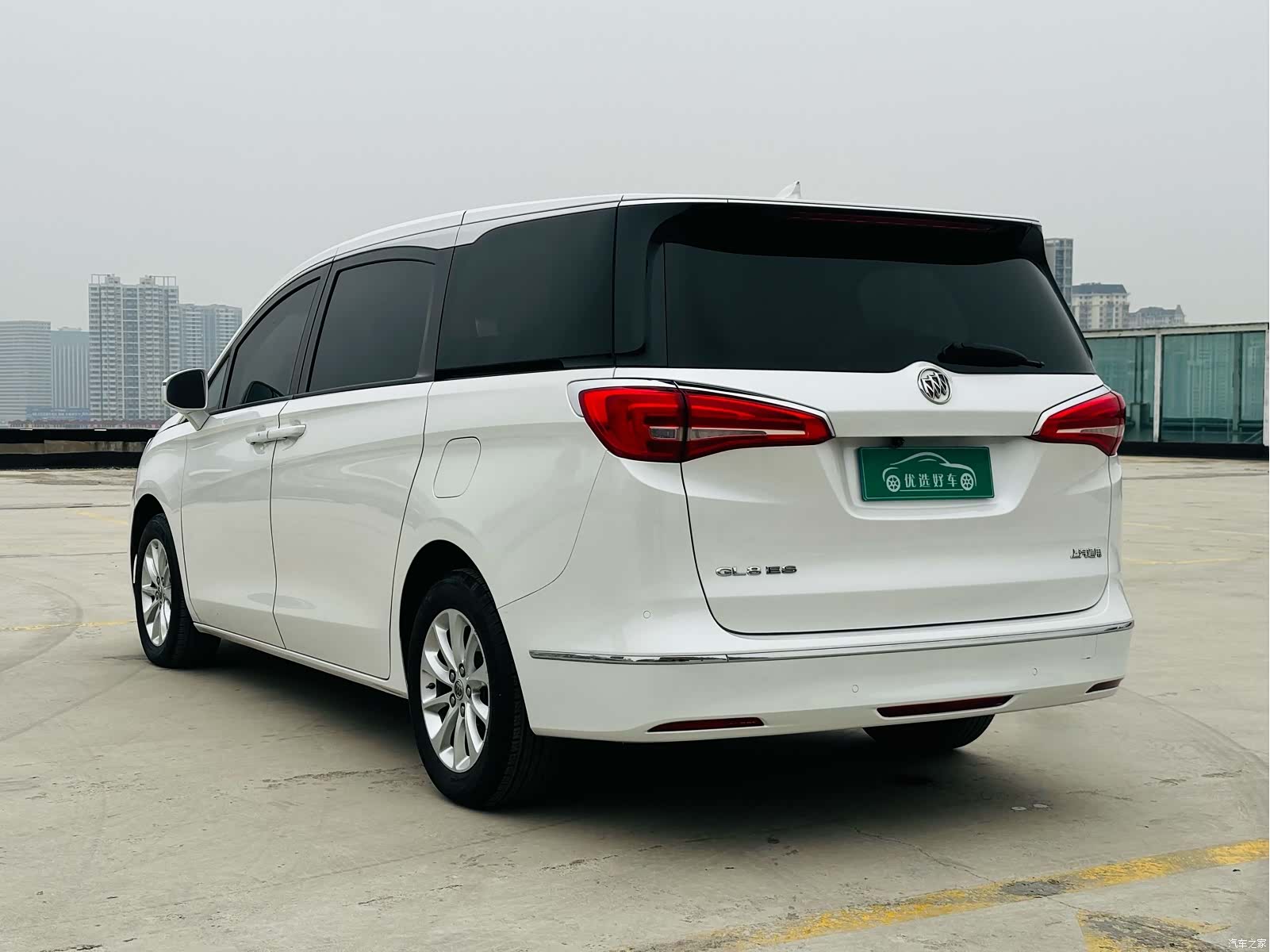 Buick GL8, 2017 9