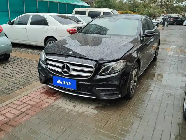 Mercedes-Benz E-Class 2017 — купить из Китая под заказ