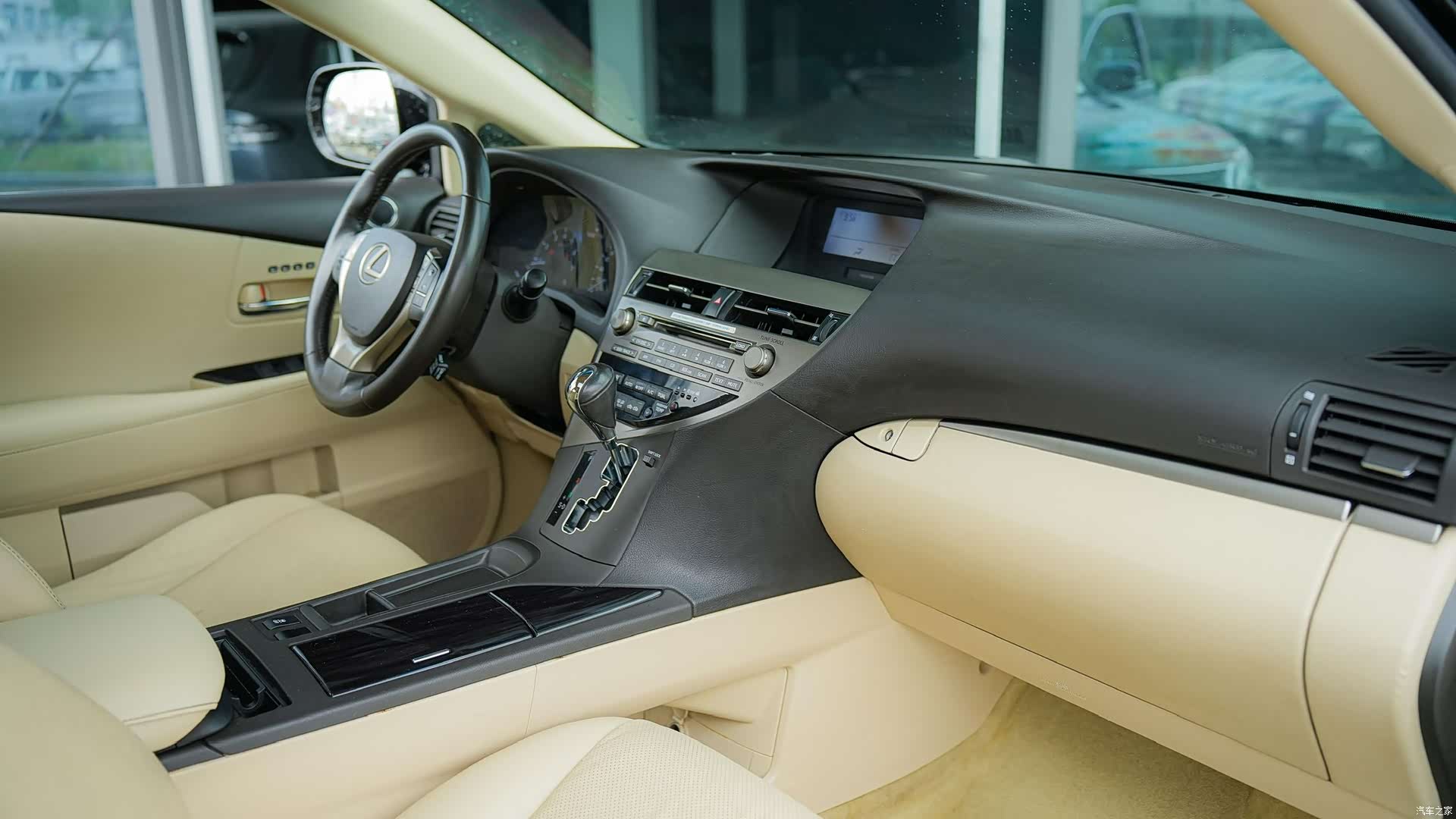 Lexus RX, 2015 10