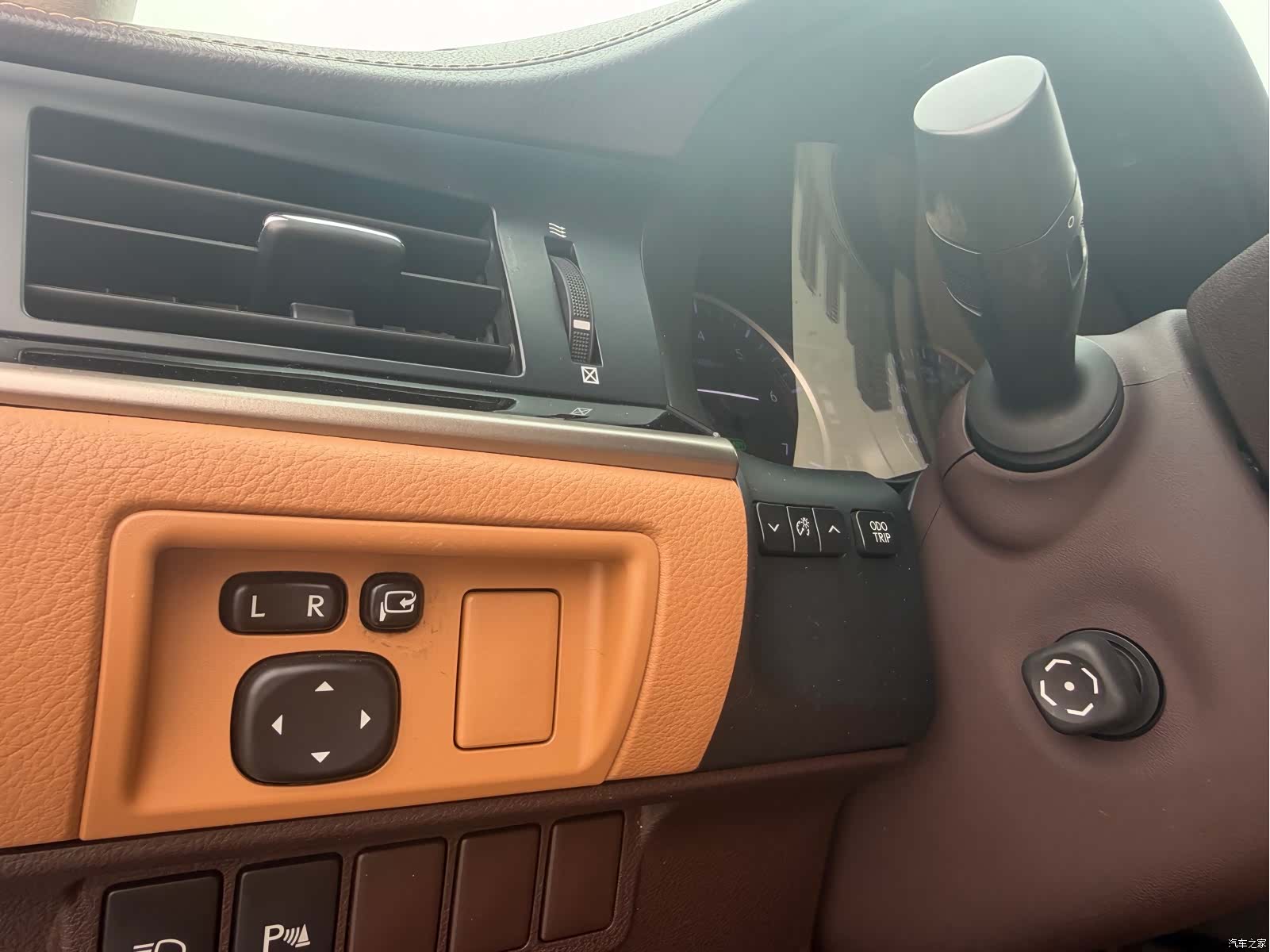 Lexus ES, 2016 19