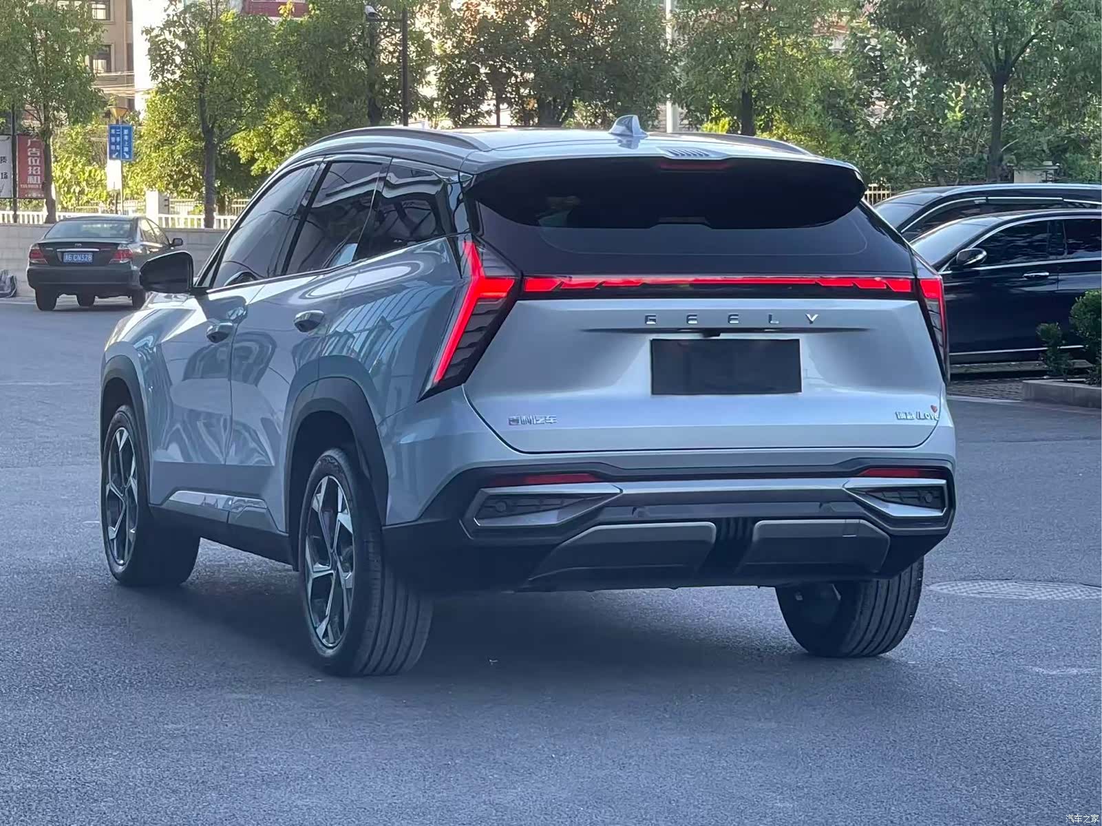 Geely Boyue, 2024 4