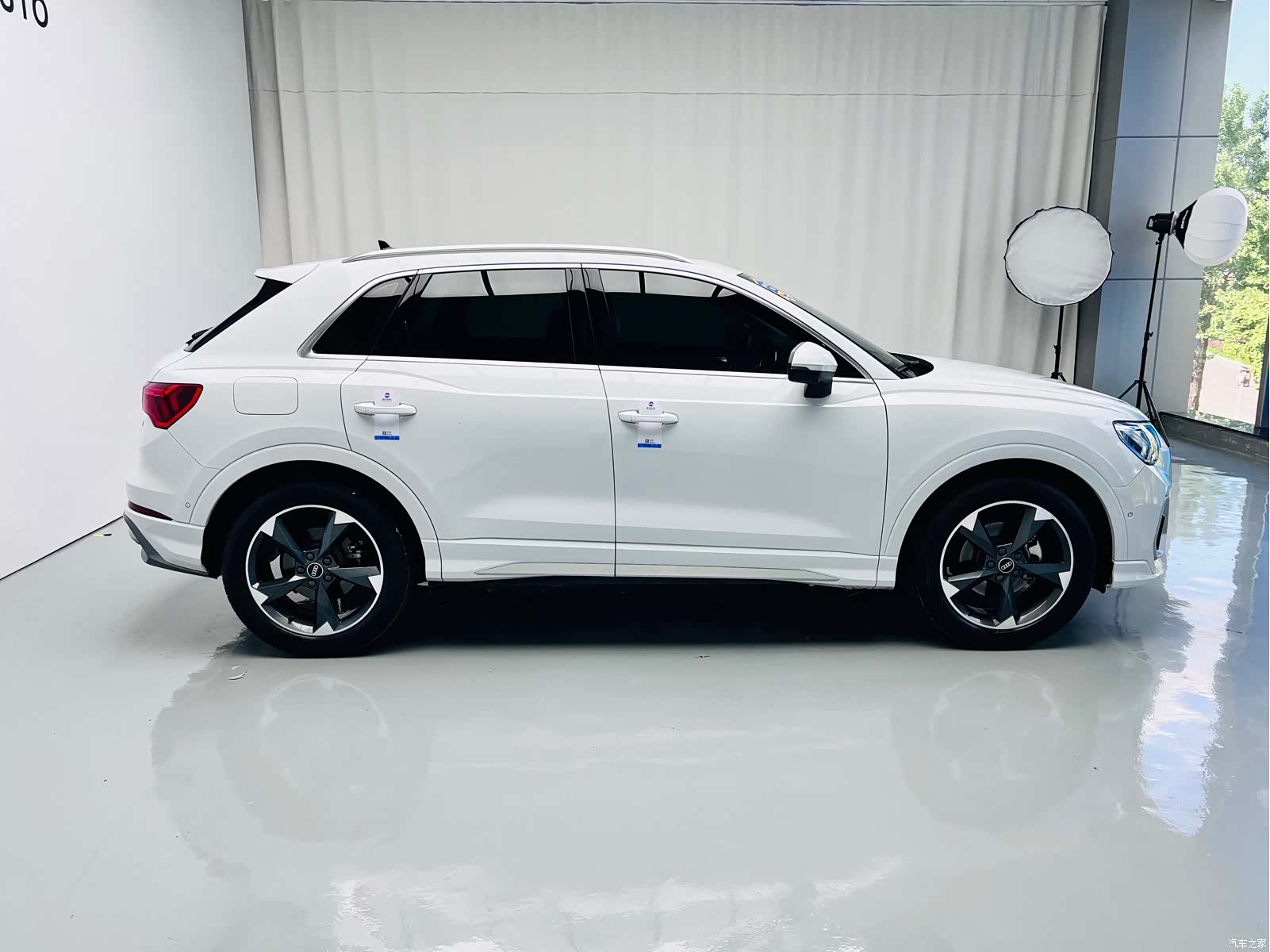 Audi Q3, 2023 все фото