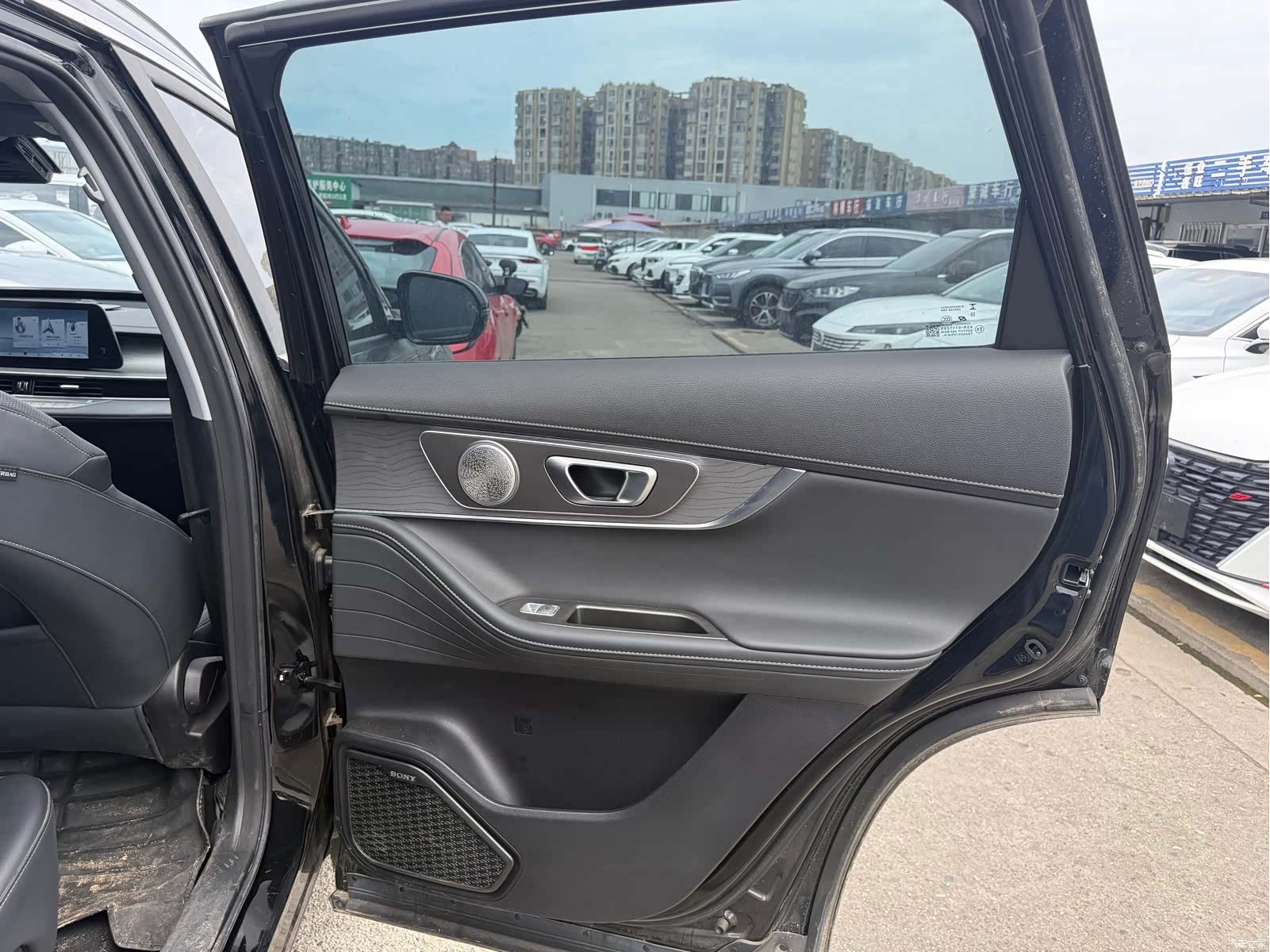 Chery Tiggo 8, 2025 15