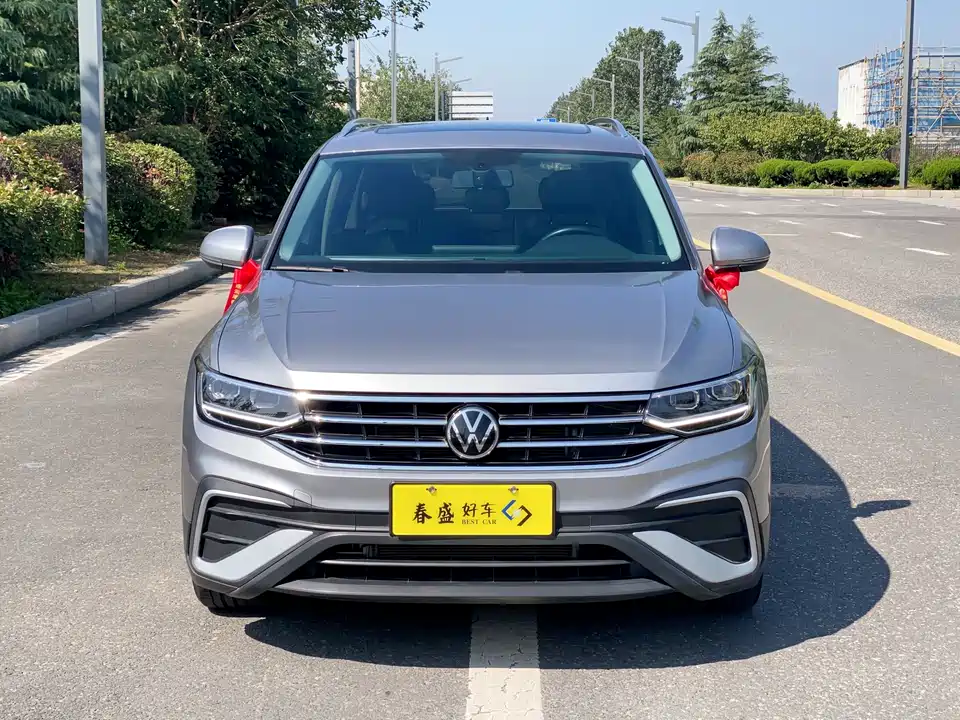 Volkswagen Tiguan L