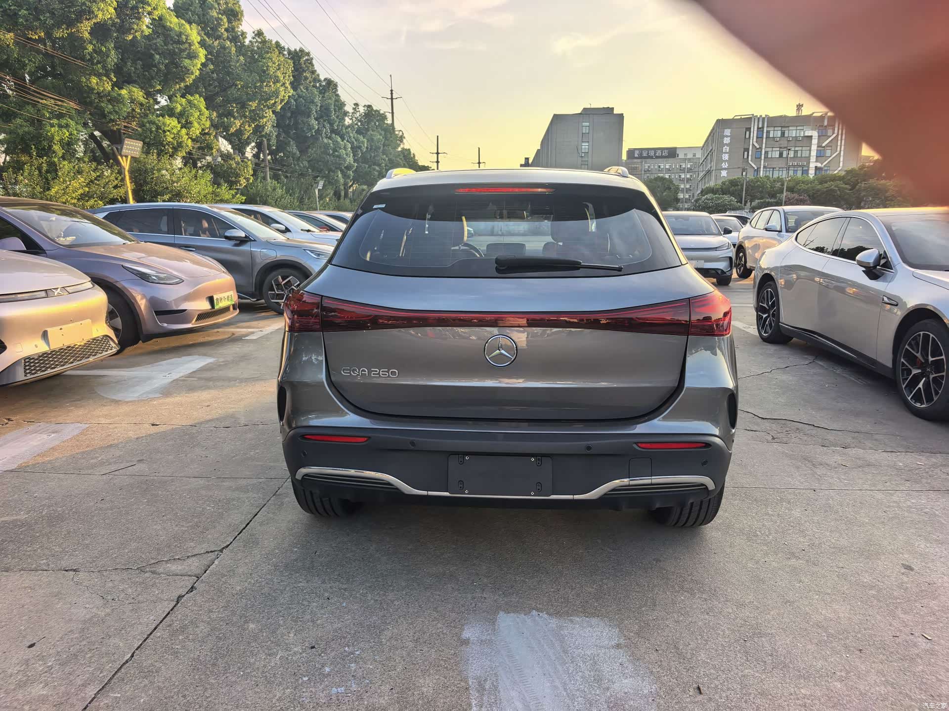 Mercedes-Benz EQA, 2025 10
