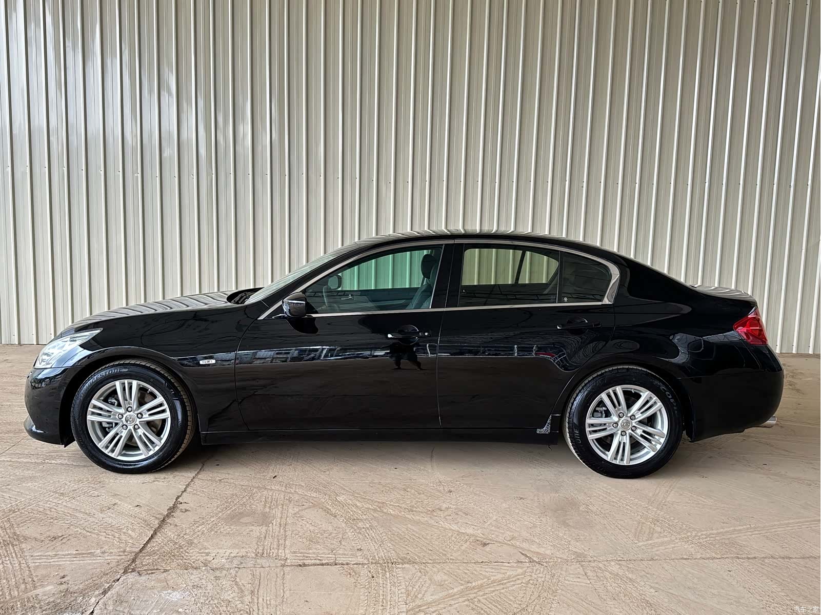 Infiniti G25, 2011 18