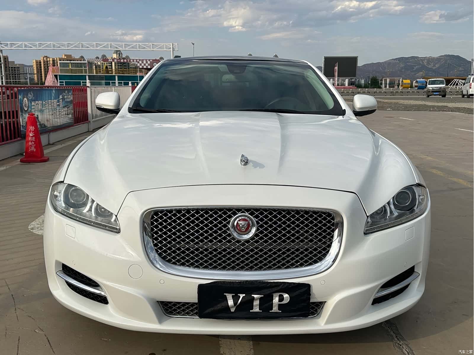 Jaguar XJ, 2016 2