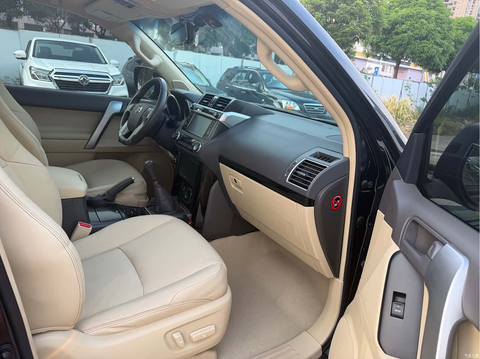 Toyota Prado, 2016 10