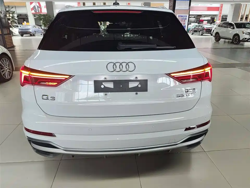 Audi Q3 Audi Q3