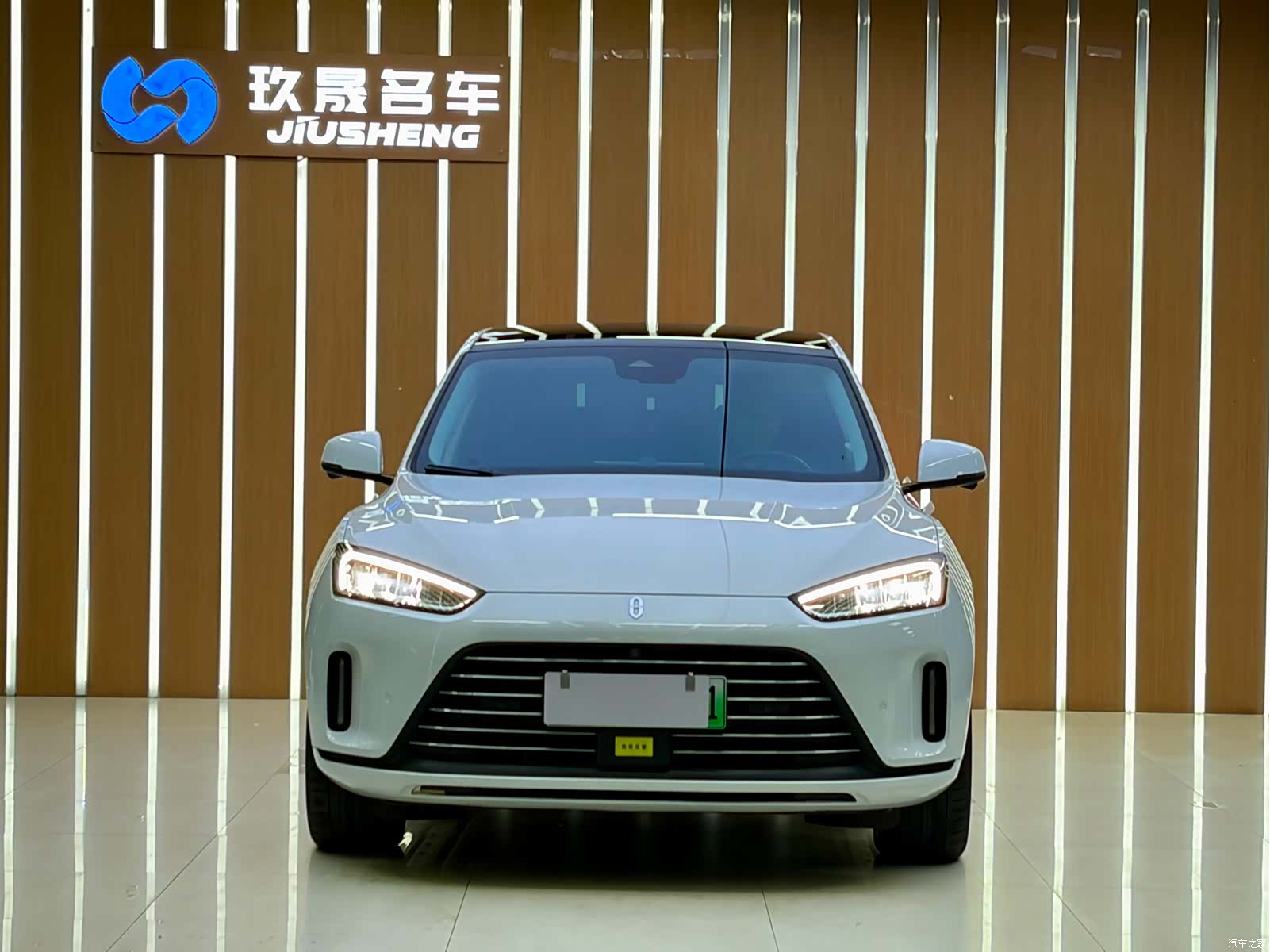 AITO M5, 2022 2