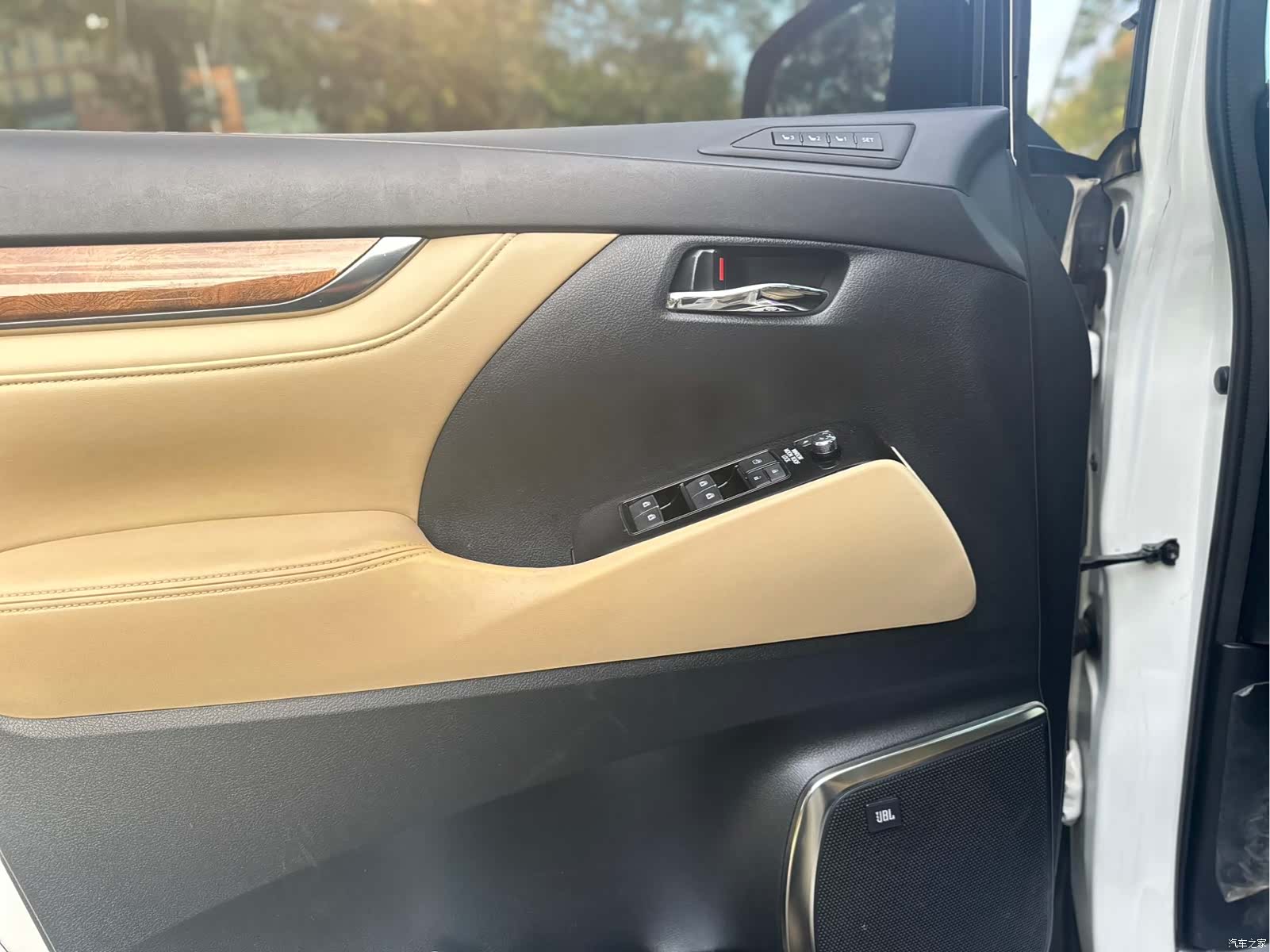 Toyota Alphard, 2016 13
