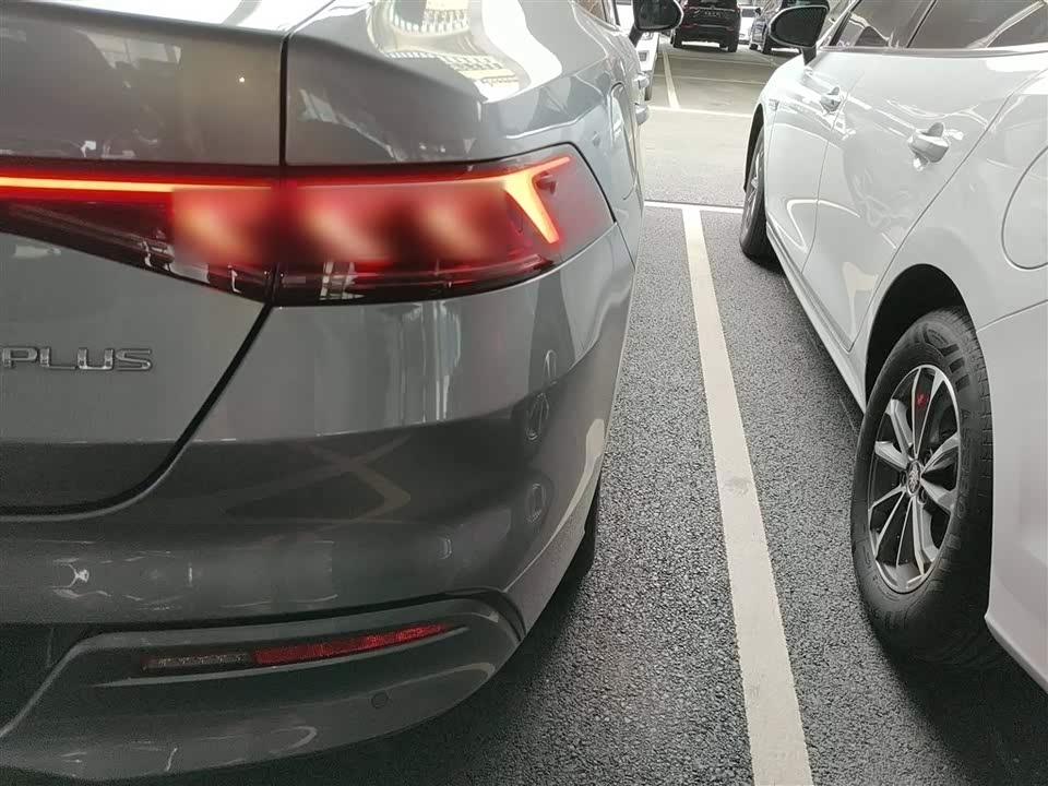 BYD Qin Yuan BYD Qin Yuan