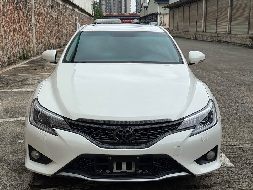 Toyota Reiz Toyota Reiz