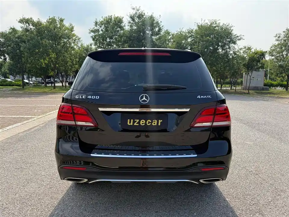 Mercedes-Benz GLE Mercedes-Benz GLE