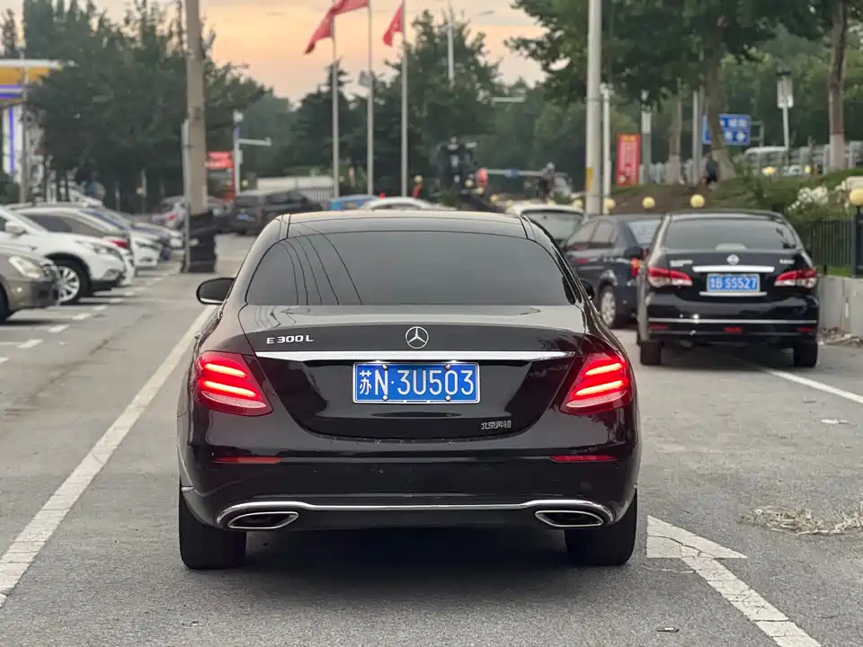 Mercedes-Benz E-class Mercedes-Benz E-class