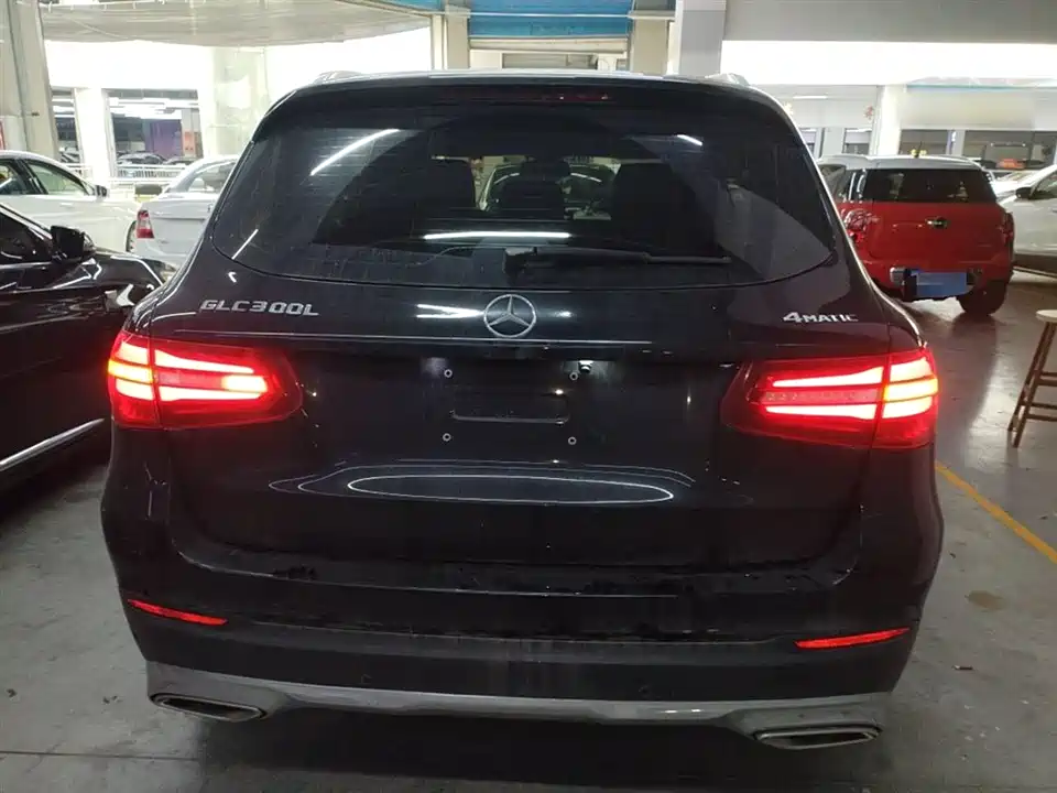 Mercedes-Benz GLC Mercedes-Benz GLC