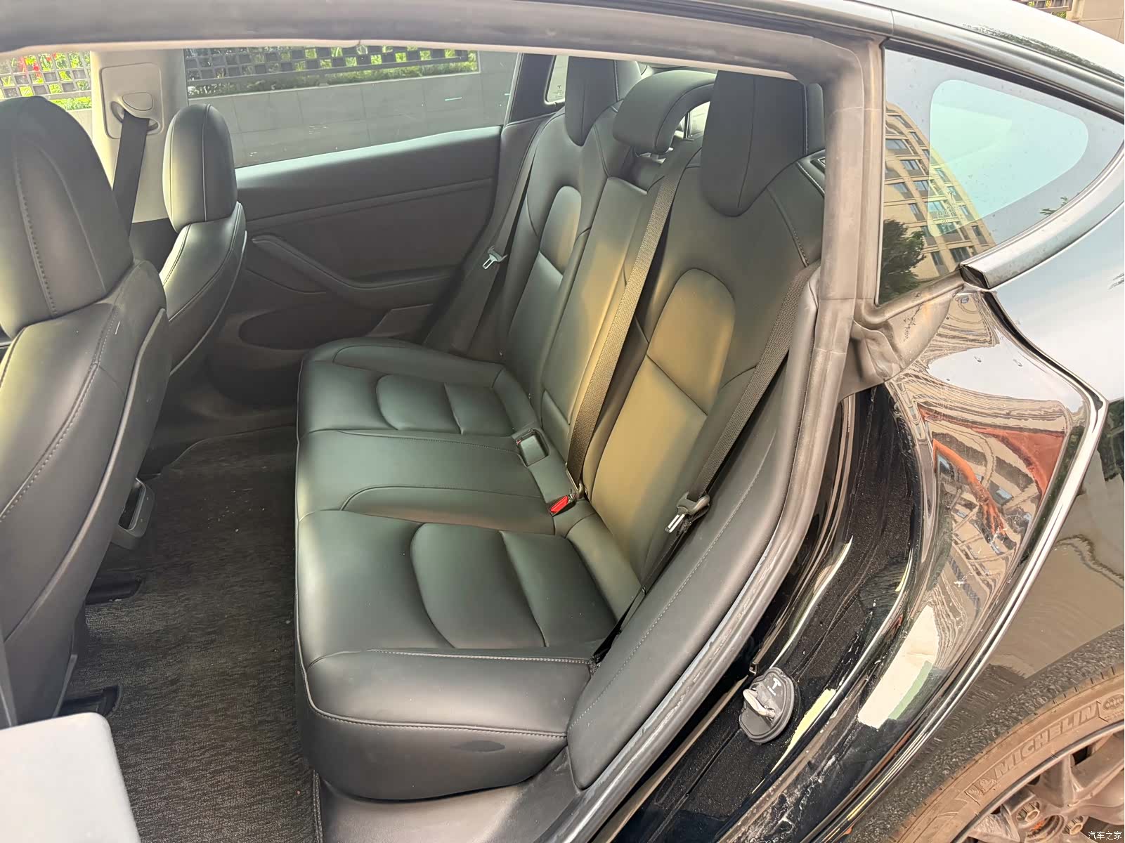 Tesla Model 3, 2021 все фото