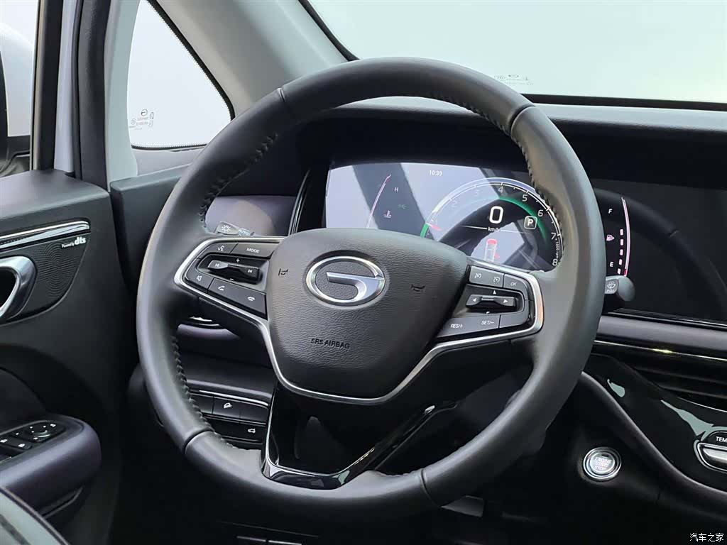 Trumpchi M6, 2025 10