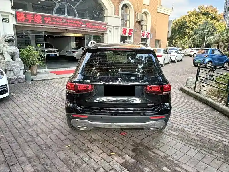 Mercedes-Benz GLB