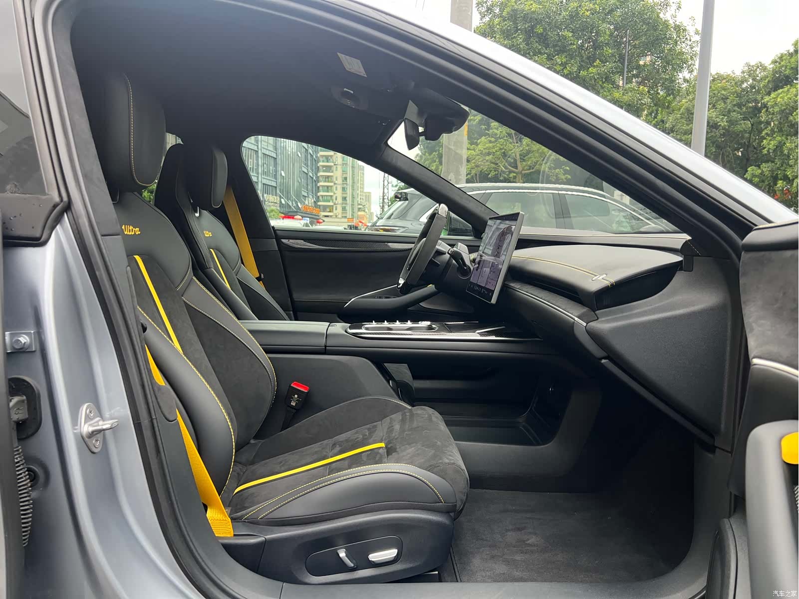 Xiaomi SU7, 2025 23