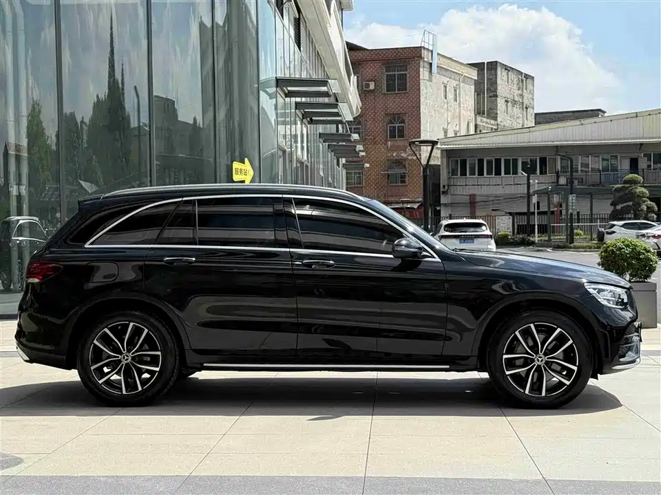 Mercedes-Benz GLC Mercedes-Benz GLC