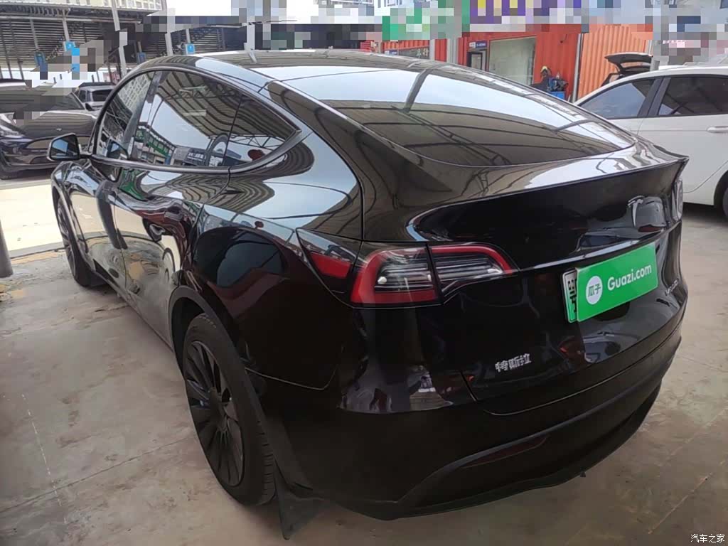Tesla Model Y, 2023 все фото