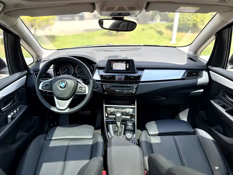 BMW 2 series station wagon