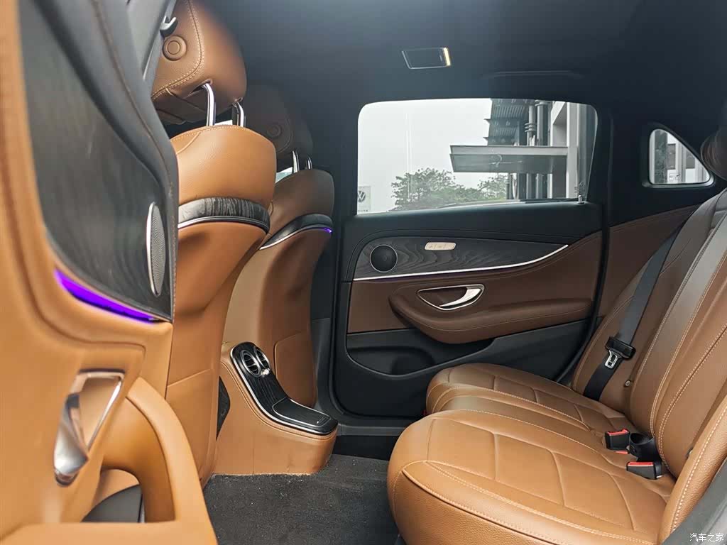 Mercedes-Benz E-Class, 2023 7