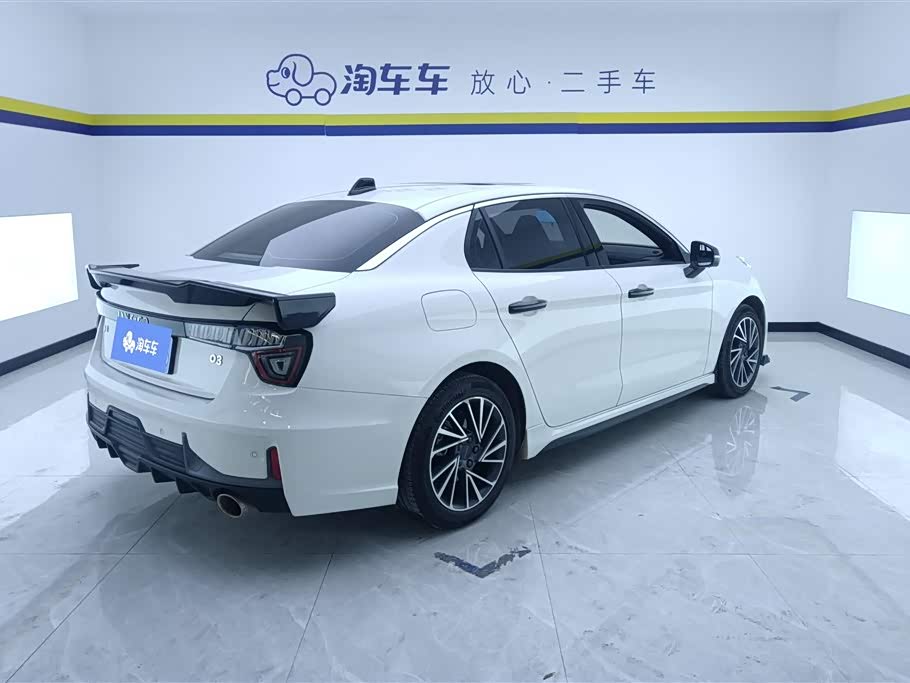 Lynk & Co 03 Lynk & Co 03