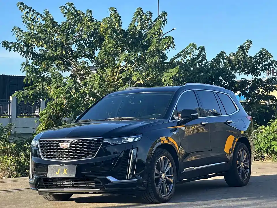 Cadillac XT6