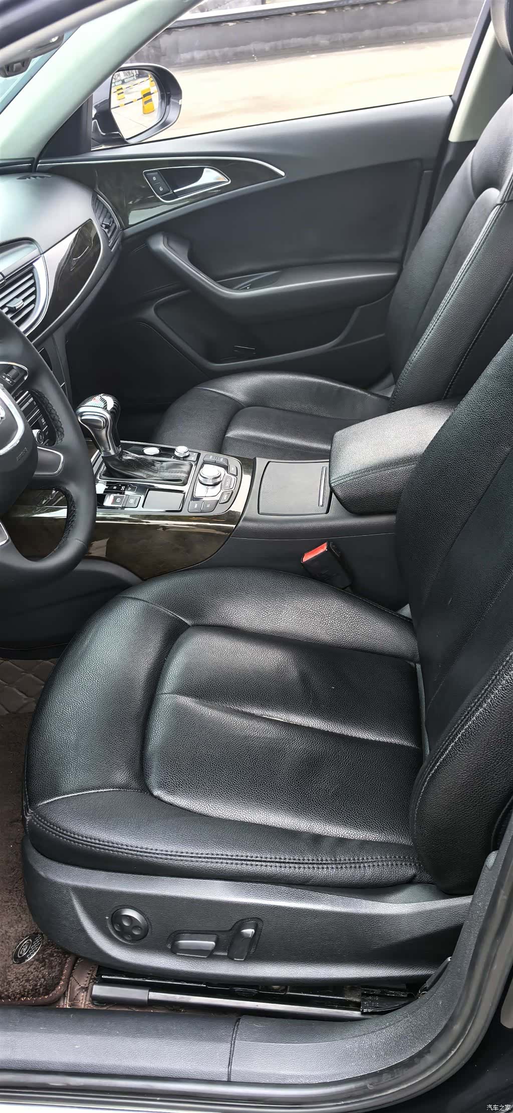 Audi A6L, 2013 12