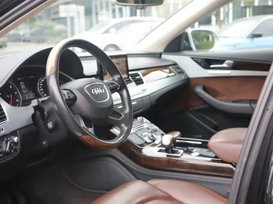 Audi A8 Audi A8
