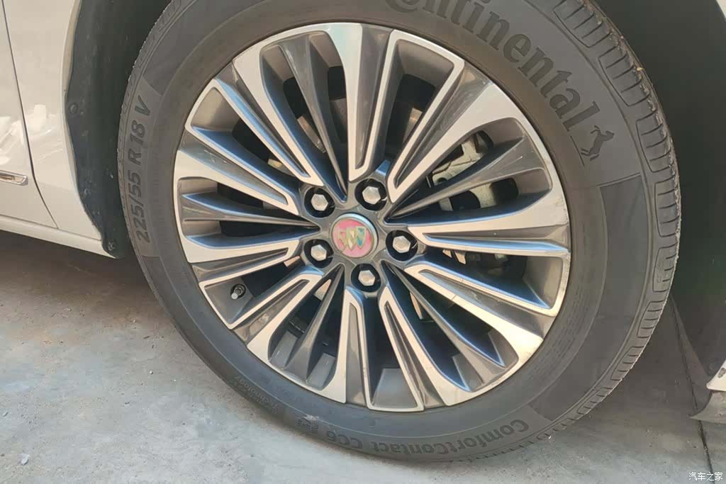 Buick GL8, 2020 6