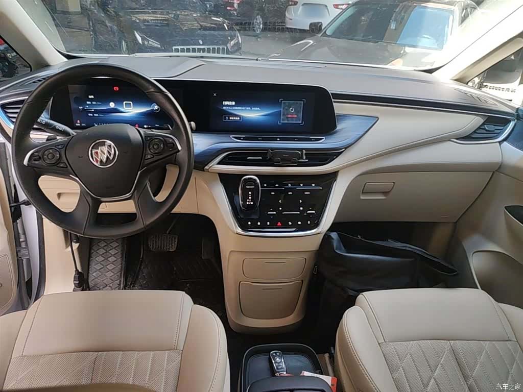 Buick GL8, 2023 10