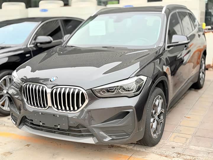 BMW X1 2022 — фото 1