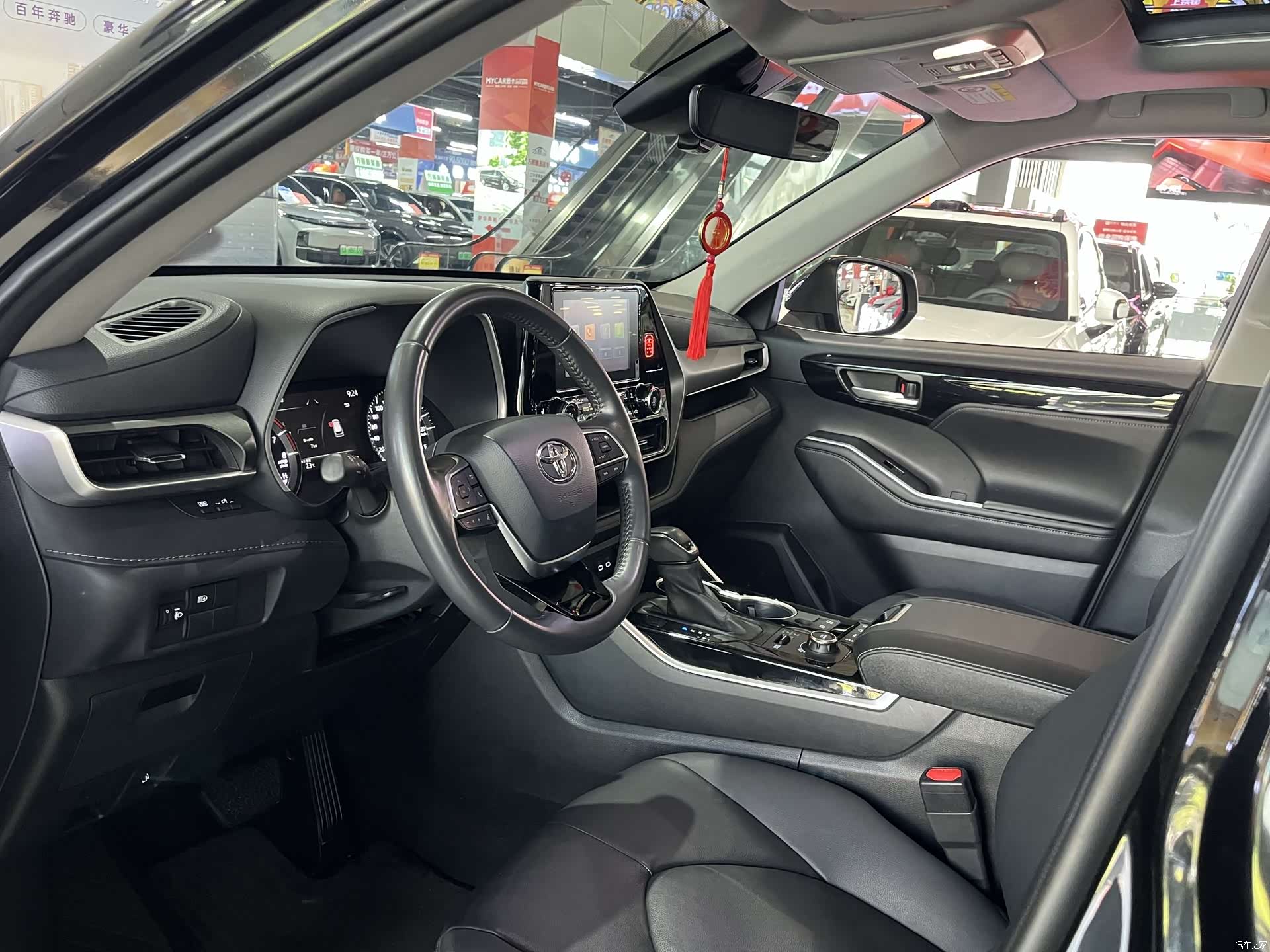 Toyota Highlander, 2024 11