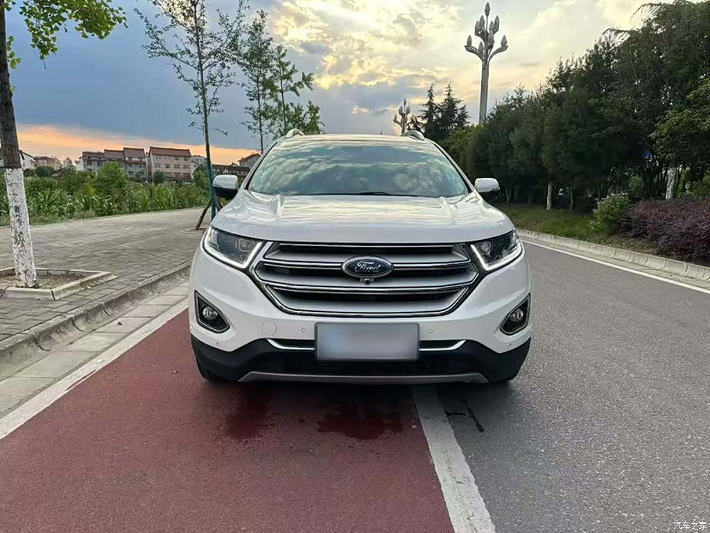 Ford Edge, 2018 3