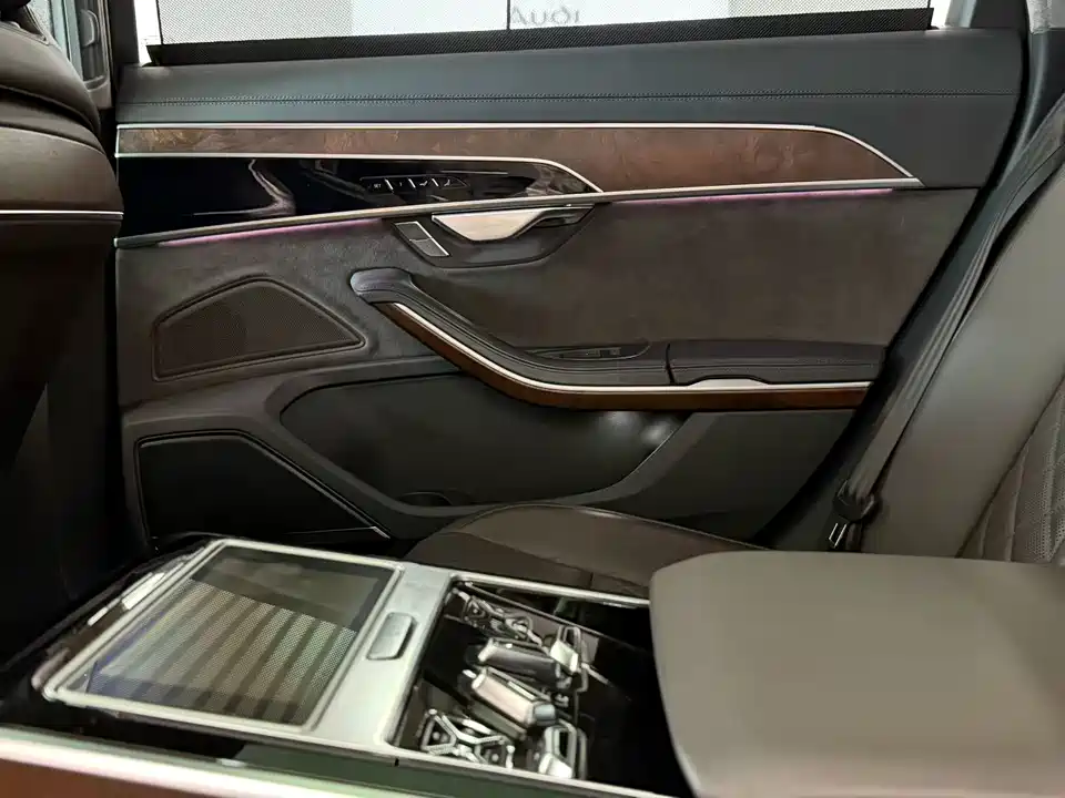 Audi A8 Audi A8