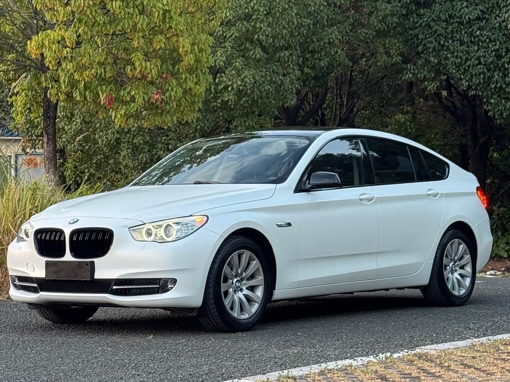 BMW 5 Series GT 5 GT 2011 535i Elegant