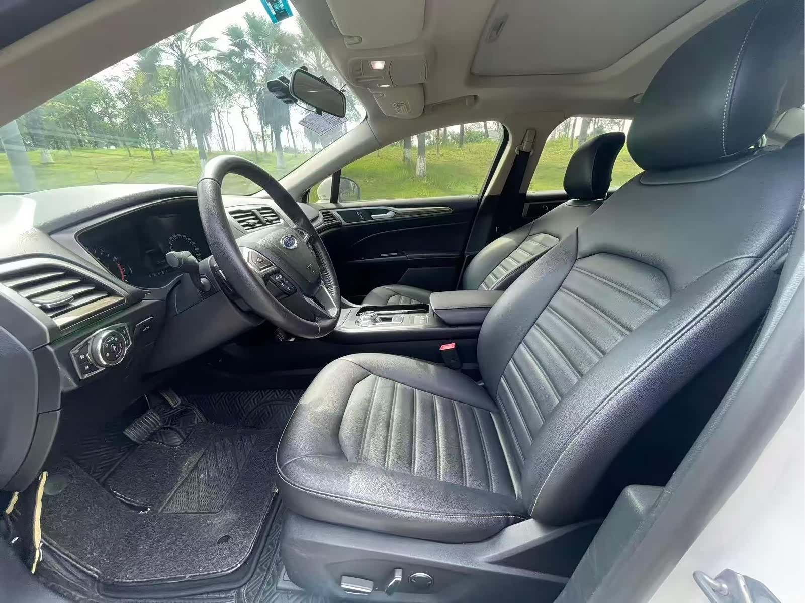 Ford Mondeo, 2019 4