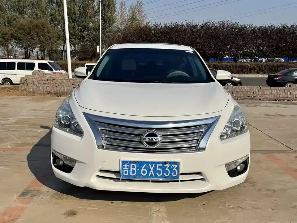 Nissan Teana