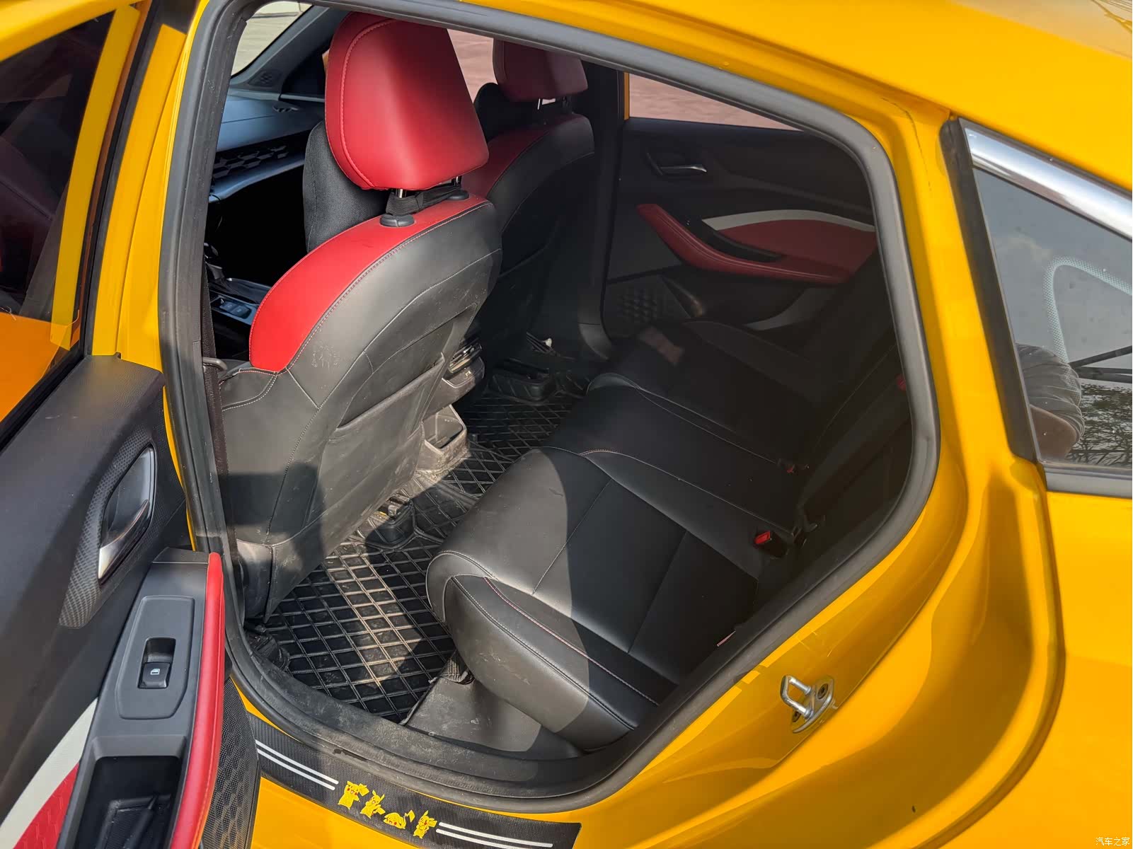 MG MG5, 2021 8