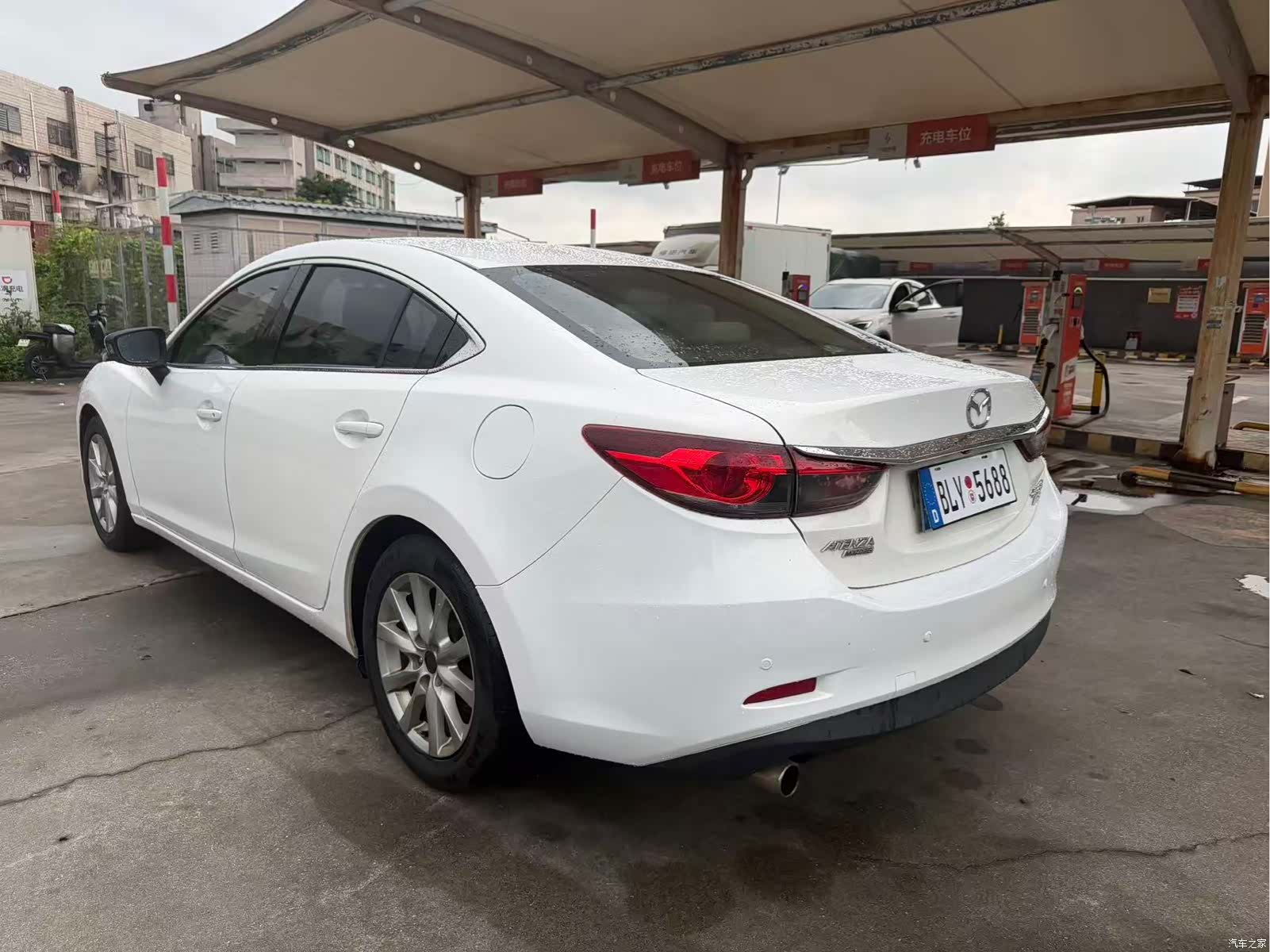 Mazda Atenza, 2014 9