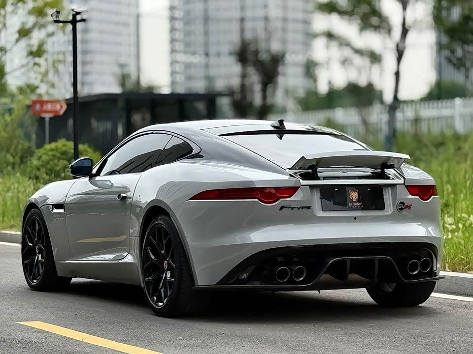 Jaguar F-TYPE