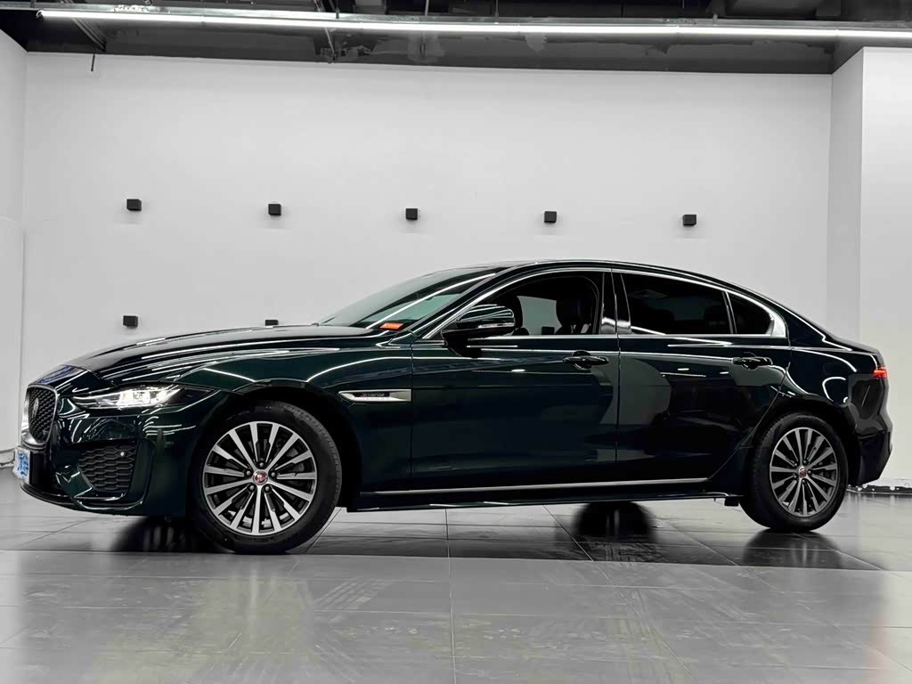 Jaguar XEL