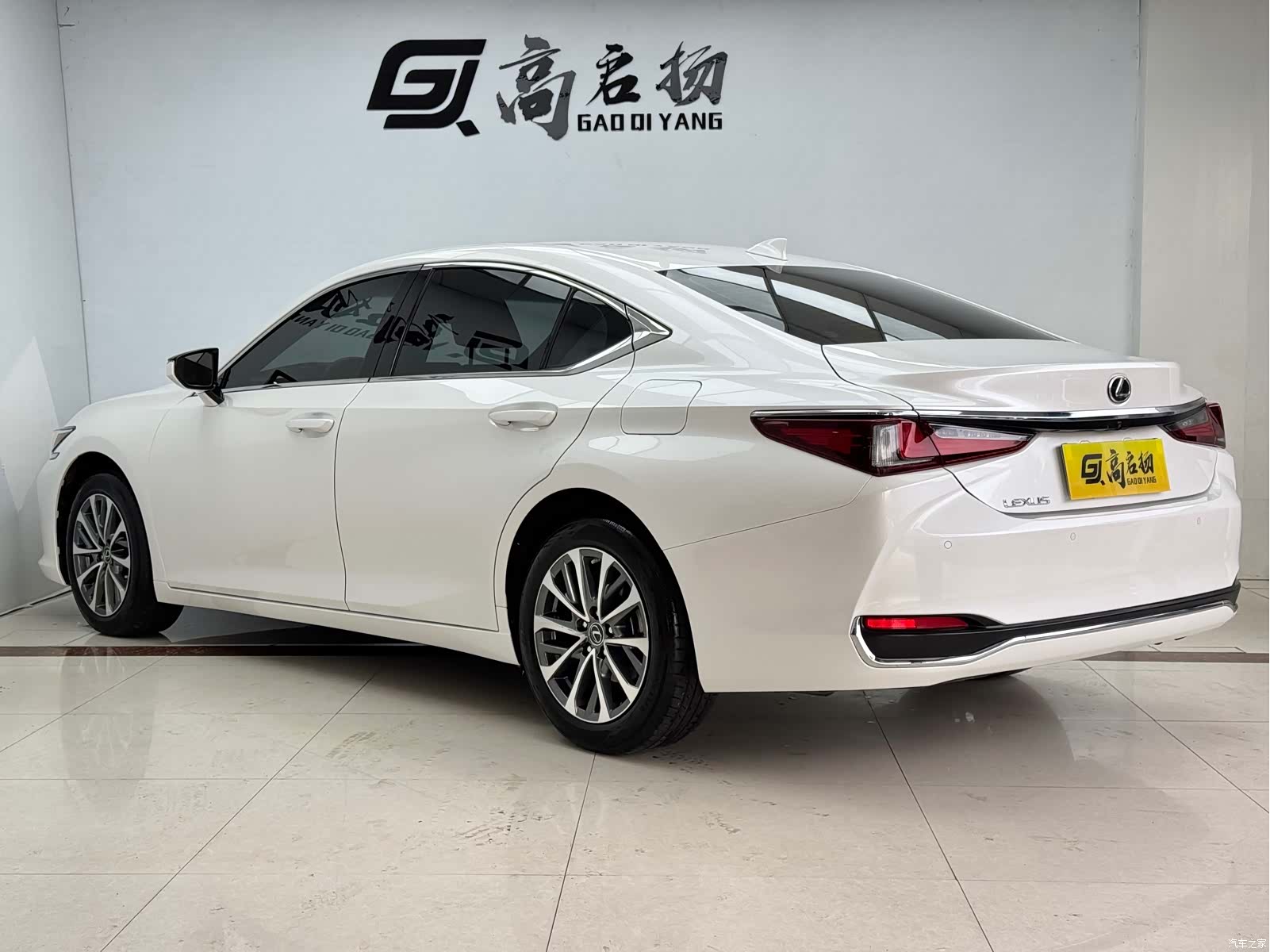 Lexus ES, 2024 26