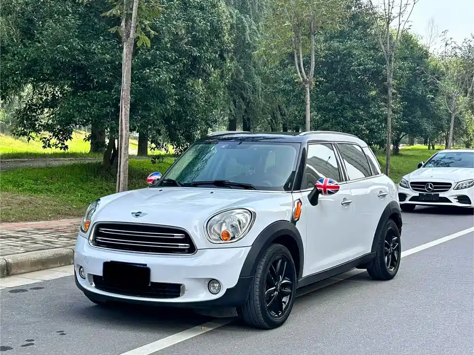 MINI COUNTRYMAN